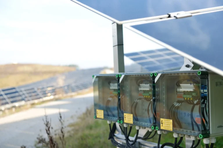 Maximising Solar Energy with Battery Storage